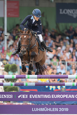 Ebba Adnervik (SWE) and Chippieh