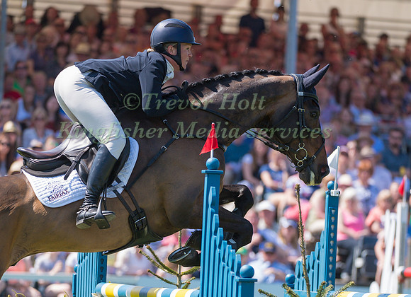 EMILIE CHANDLER (GBR) RIDING  COOPERS LAW