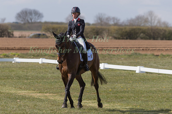 ROSALIND CANTER RIDING LORDSHIPS GRAFFALO
