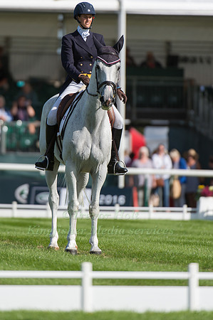 KIRSTY SHORT (GBR) RIDING COSSAN LAD