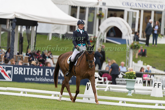 SARAH HOLMES (GBR) AND LOWHILL CLOVER