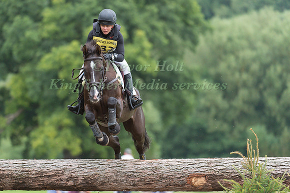 SAMMI  BIRCH (AUS) RIDING D