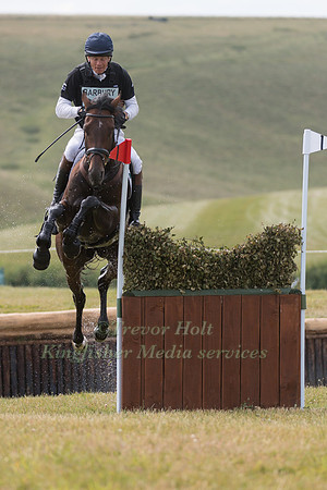 WILLIAM FOX-PITT (GBR) AND SHANNONDALE PERCY