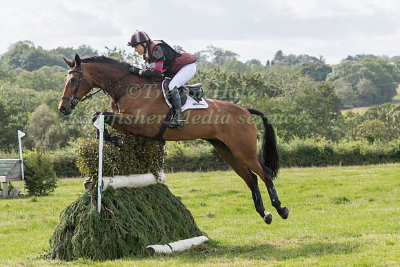 SARAH BULLIMORE RIDING  REVE DU ROUET
