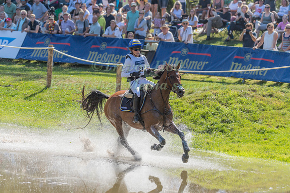 Ebba Adnervik (SWE) and Chippieh