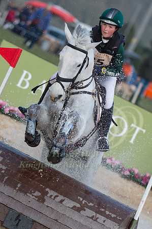 Susie  Berry (IRL) riding Vanir Hello Duca