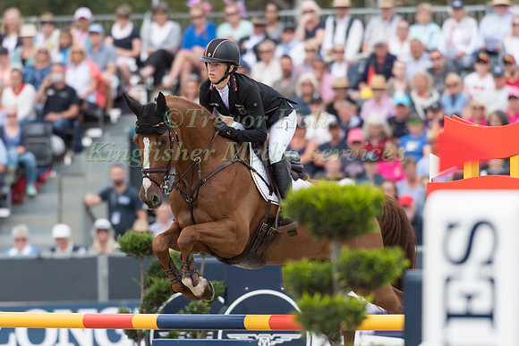 Sandra Auffarth (GER) and Viamant du Matz