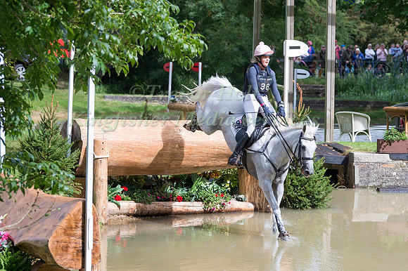 ISABEL ENGLISH (AUS) AND FELDALE MOUSE