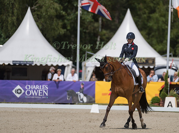 LAURA COLLETT (GBR) AND MR. BASS