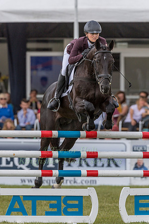 LIBBY SEED (GBR) AND PHILANDERER II