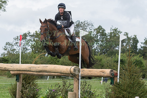 WILL RAWLIN RIDING  V.I.P VINNIE