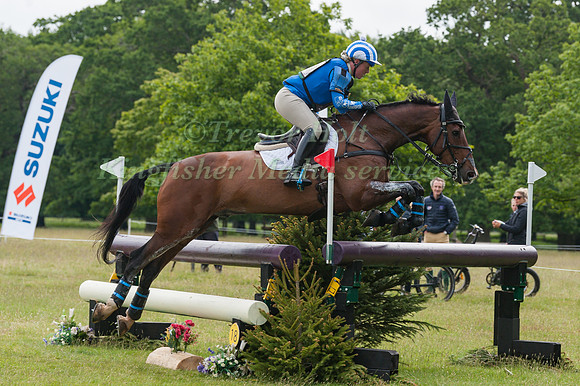 IMOGEN MURRAY AND SHANNONDALE VINTAGE