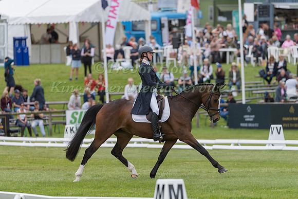 KATE SHAPLAND AND URIS CAVALIER