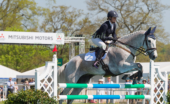 ASHLEY EDMOND  (GBR) RIDING  TRIPLE CHANCE