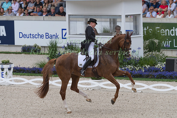 ISABELLE WORTH (GER) AND BELLA ROSE 2