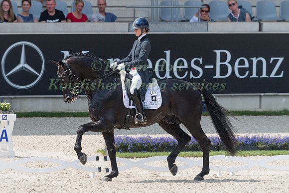Charlotte Fry (GBR) and Glamourdale