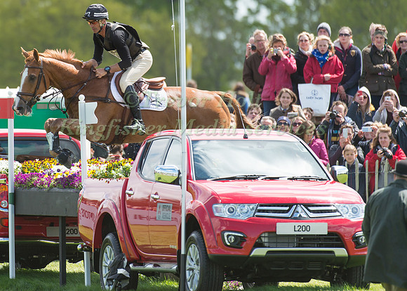 Andrew Nicholson (NZL) riding Nereo