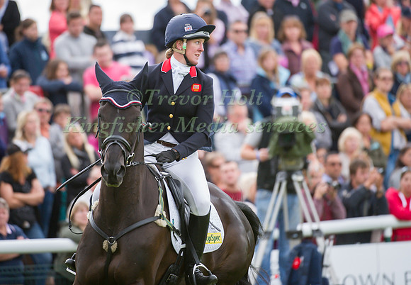 Nicola Wilson And Opposition Buzz