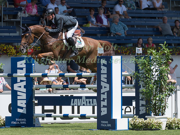 GUY WILLIAMS AND CASPER DE MUZE