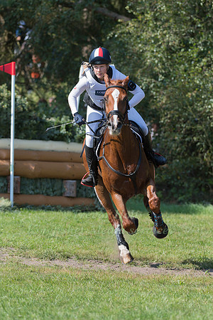 Malgorzata Cybulska (POL) and Chenaro