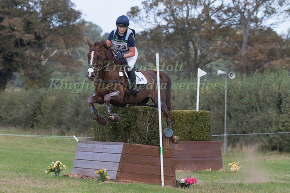 YASMIN INGHAM AND BANZAI DU LOIR