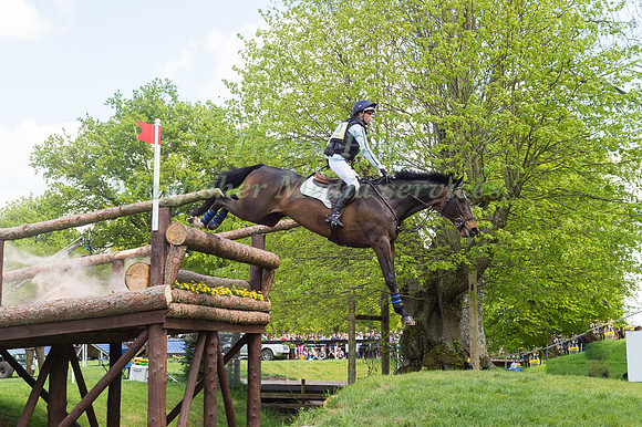 Alice Casburn (GBR) and Topspin