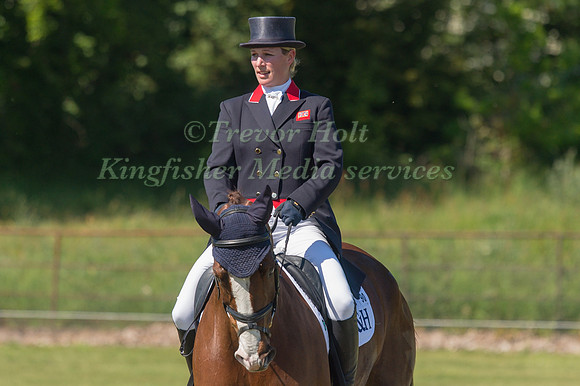 ZARA TINDALL (GBR) AND CLASS AFFAIR