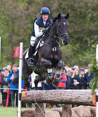 Nicola Wilson and Opposition Buzz