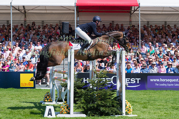 EMILIE CHANDLER (GBR) RIDING  COOPERS LAW