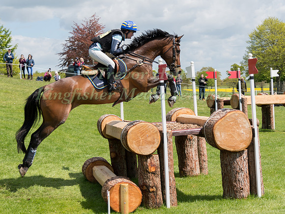 Malin Josefsson (SWE) and  Golden Midnight