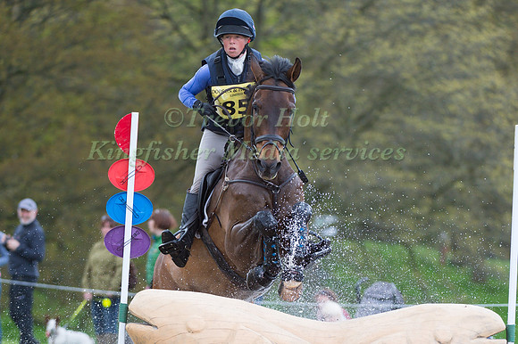 ROSALIND CANTER (GBR) RIDING  LAS VEGAS 200 COMPETING IN THE CROSS COUNTRY PHASE OF THE  CIC THREE STAR COMPETITION AT THE  2017 DODSON AND HORRELL CHATSWORTH INTERNATIONAL HORSE TRIAL.