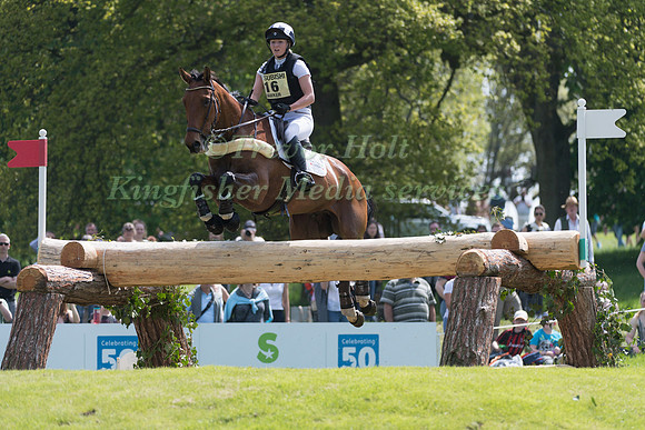 ALICIA HAWKER  (GBR) RIDING  CHARLES RR