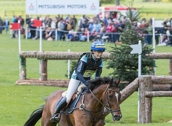 Malin Josefsson (SWE) and  Golden Midnight