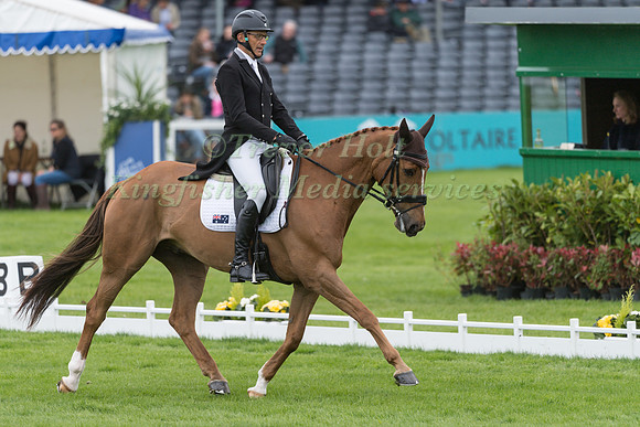 Bill Levett (AUS) and Lates Quin