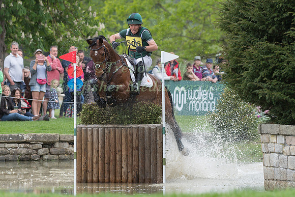 AUSTIN O'CONNOR RIDING  ISAZSA