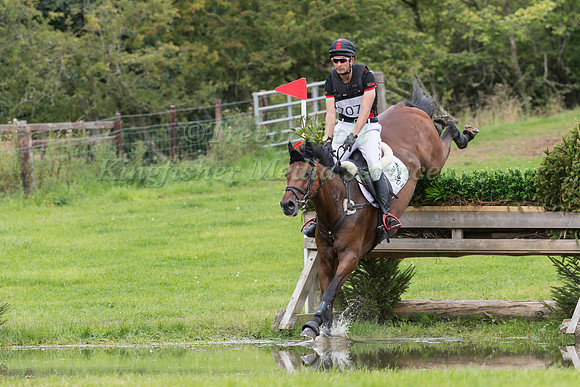 ALEX HUA TIAN RIDING  PSH CONVIVIAL