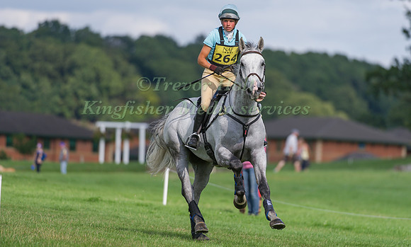 Izzy Taylor and Dax Van Ternieuwbeke