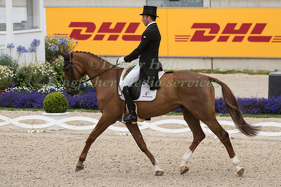 Tim Price (NZL) and Bango