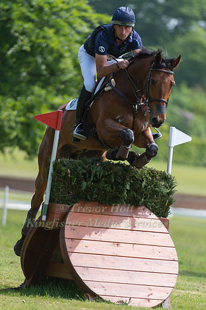 Tim  Price (NZL) riding  Danturano K