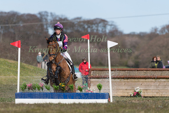 GINNY HOWE RIDING TRENDY CAPTAIN CLOVER
