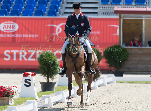 MATEUSZ KIEMPA (POL) AND GRAND SUPREME