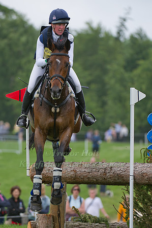 Nicola Wilson & Bee Diplomatic