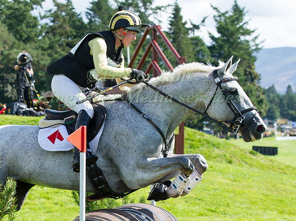 FRANKY REID-WARRILOW (GBR) RIDING WITH LOVE