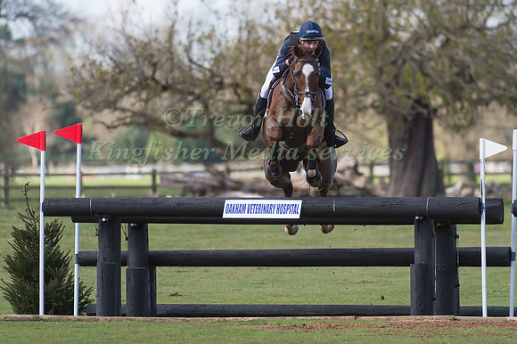 Jonathan  Paget (NZL) riding Allora 3