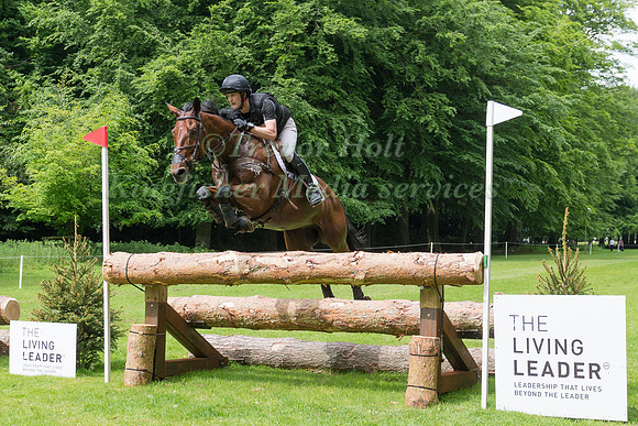 TIM RUSBRIDGE (NZL) RIDING ONEFORTHENOTEBOOK TAKING PART IN THE CROSS COUNTRY PHASE OF THE CICO THREE STAR AT THE 2017 HOUGHTON INTERNATIONAL HORSE TRIALS