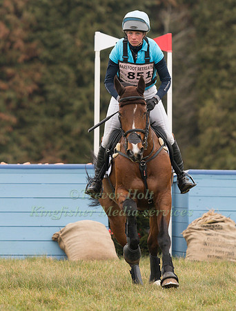 IZZY TAYLOR  RIDING DIRECT TULLYORAN CRUISE