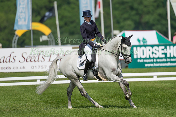 Gina Ruck (GBR) riding Rehy Too