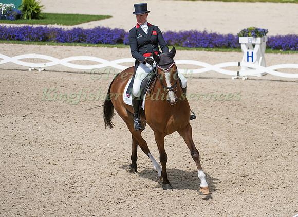 Nicola Wilson (GBR) and One Two Many