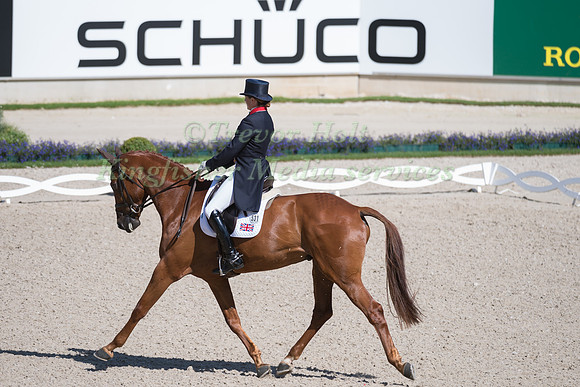 PIGGY FRENCH (GBR) AND QUARRYCREST ECHO