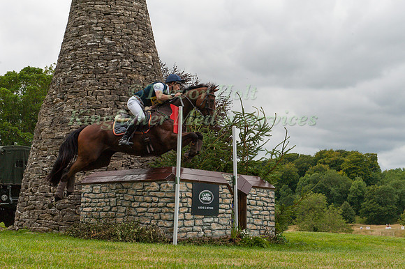 Christopher  Burton (AUS) riding TS Jamaimo